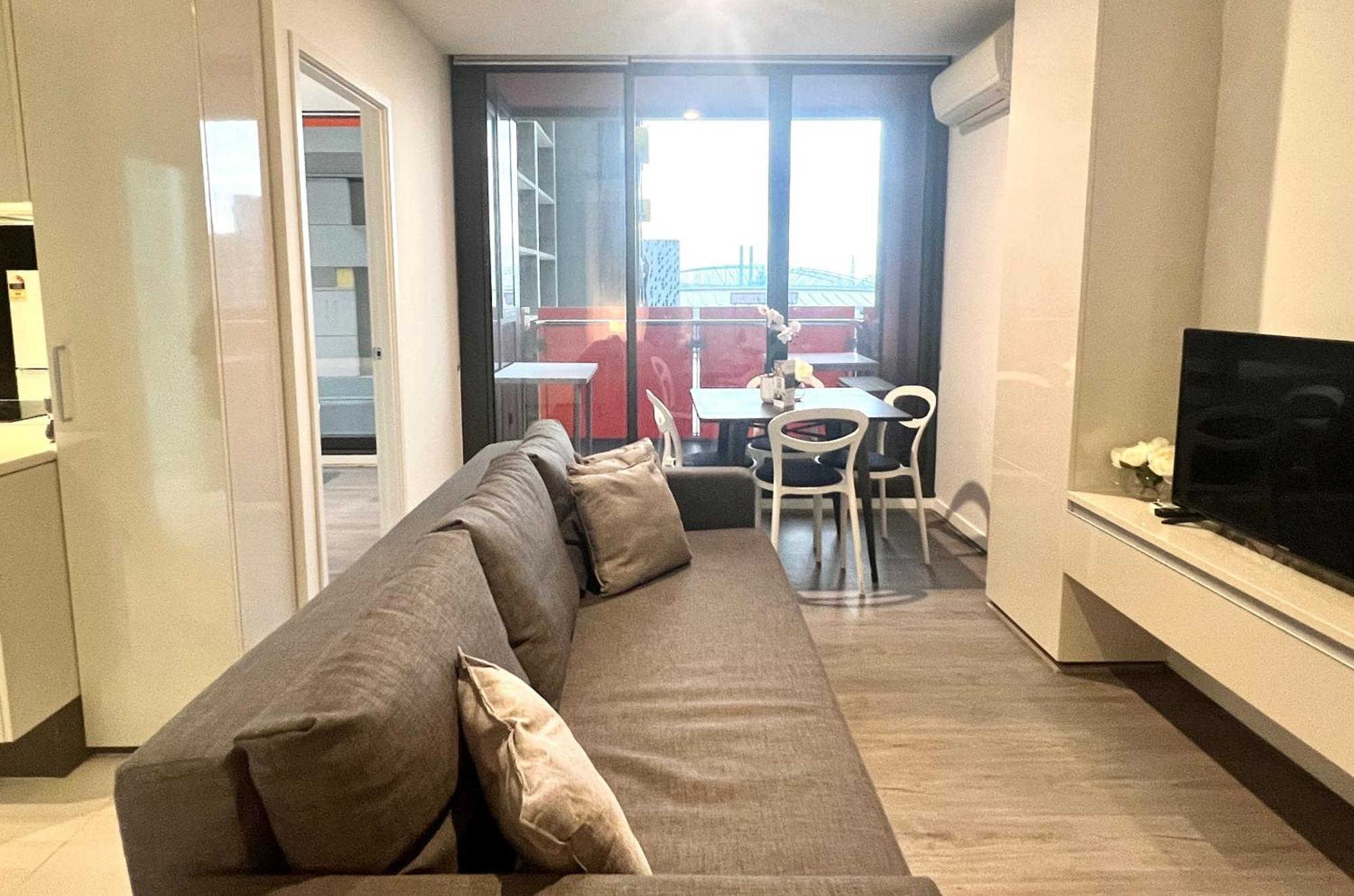 Apartment Readyset At Madison *