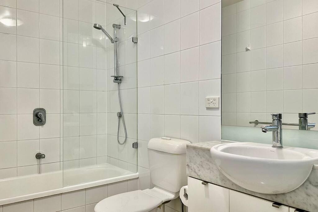 The Sentinel Retreat Apartment Melbourne