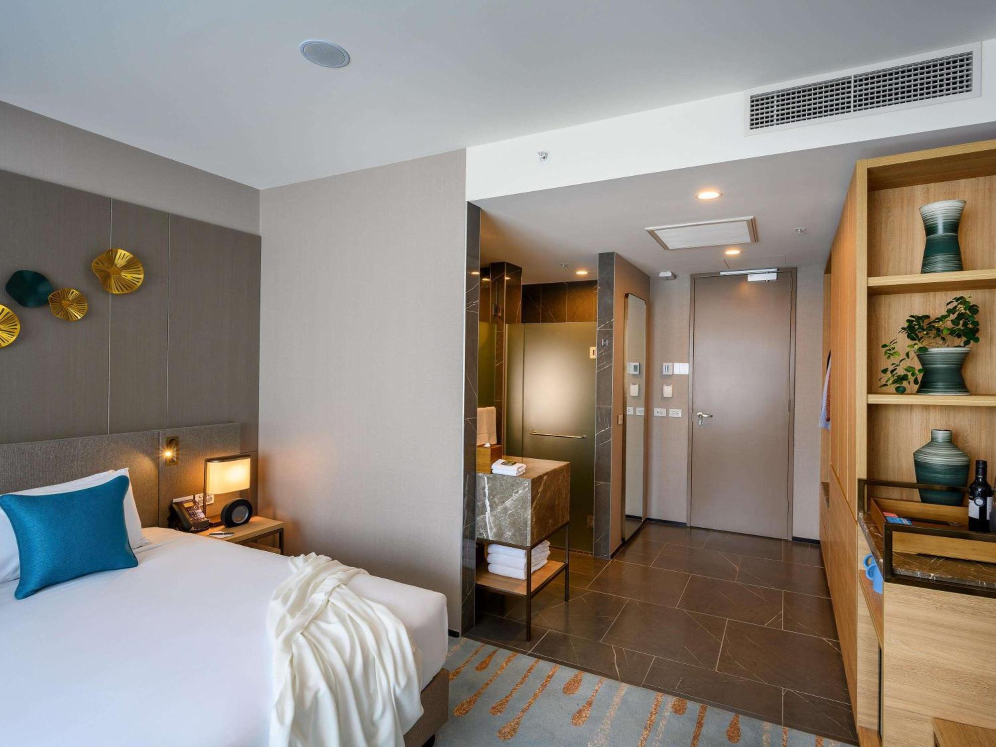 Novotel Melbourne