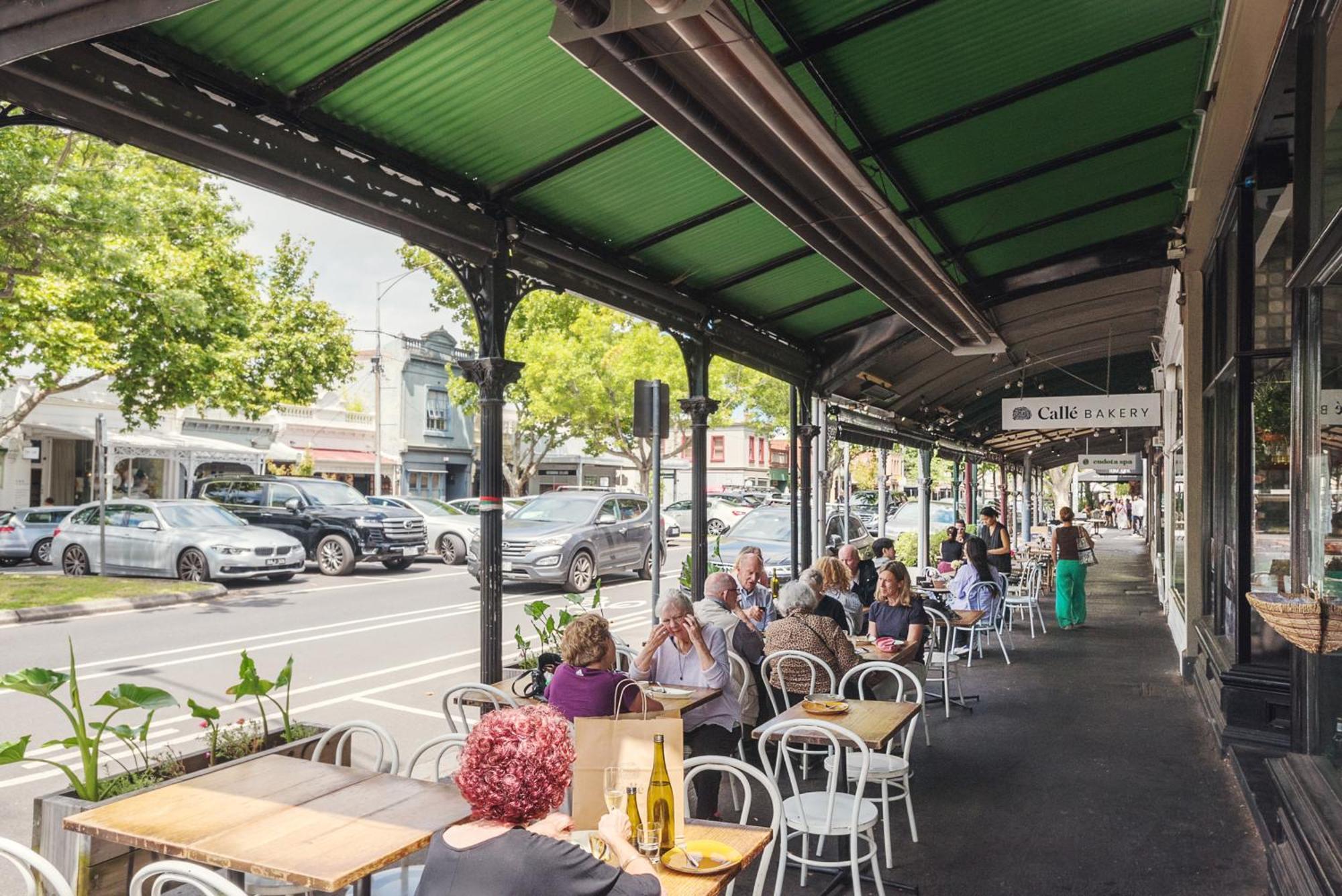 Carlton Loft- 4-6 Guests #ausgp #directtram #f1 #melb 12 Mins #cbd