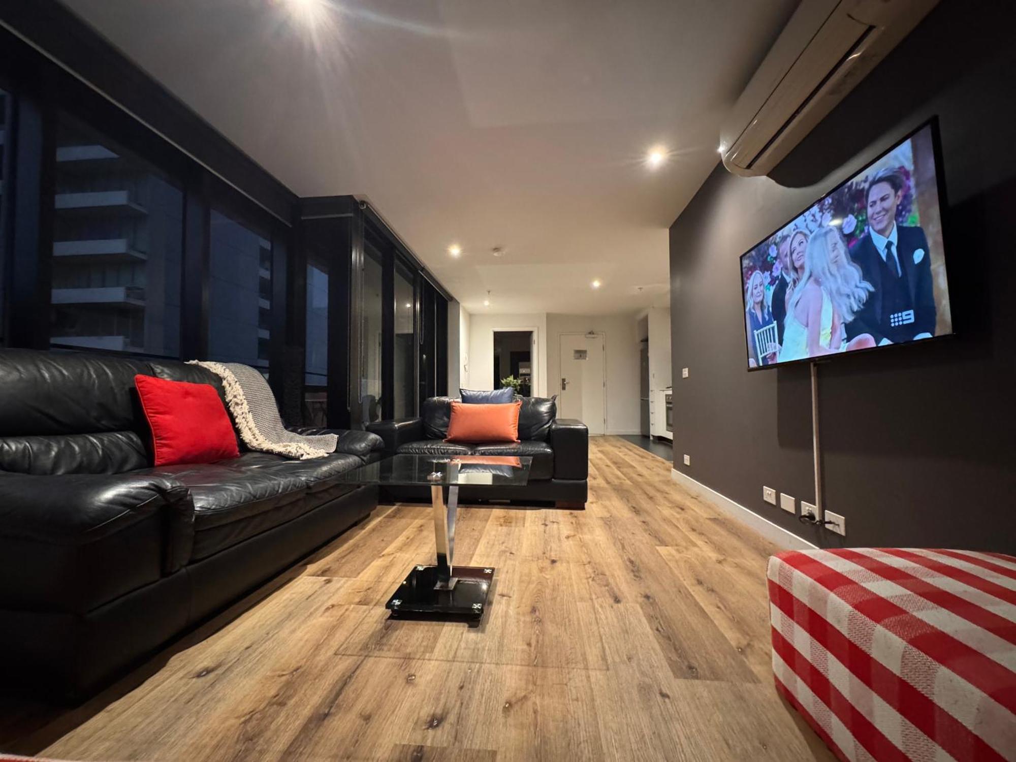 Aura On Flinders Serviced Aparthotel Melbourne