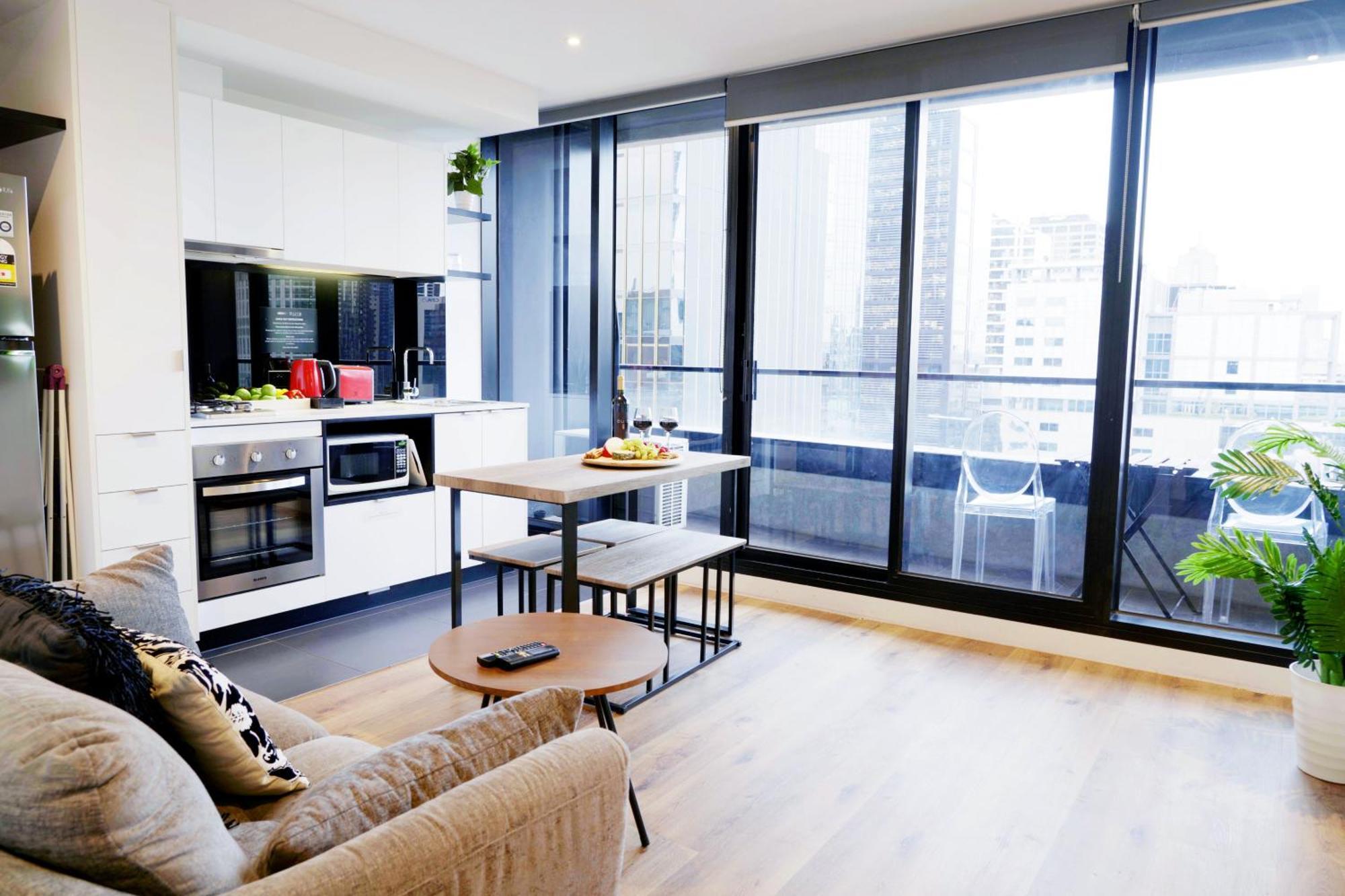Aura On Flinders Serviced