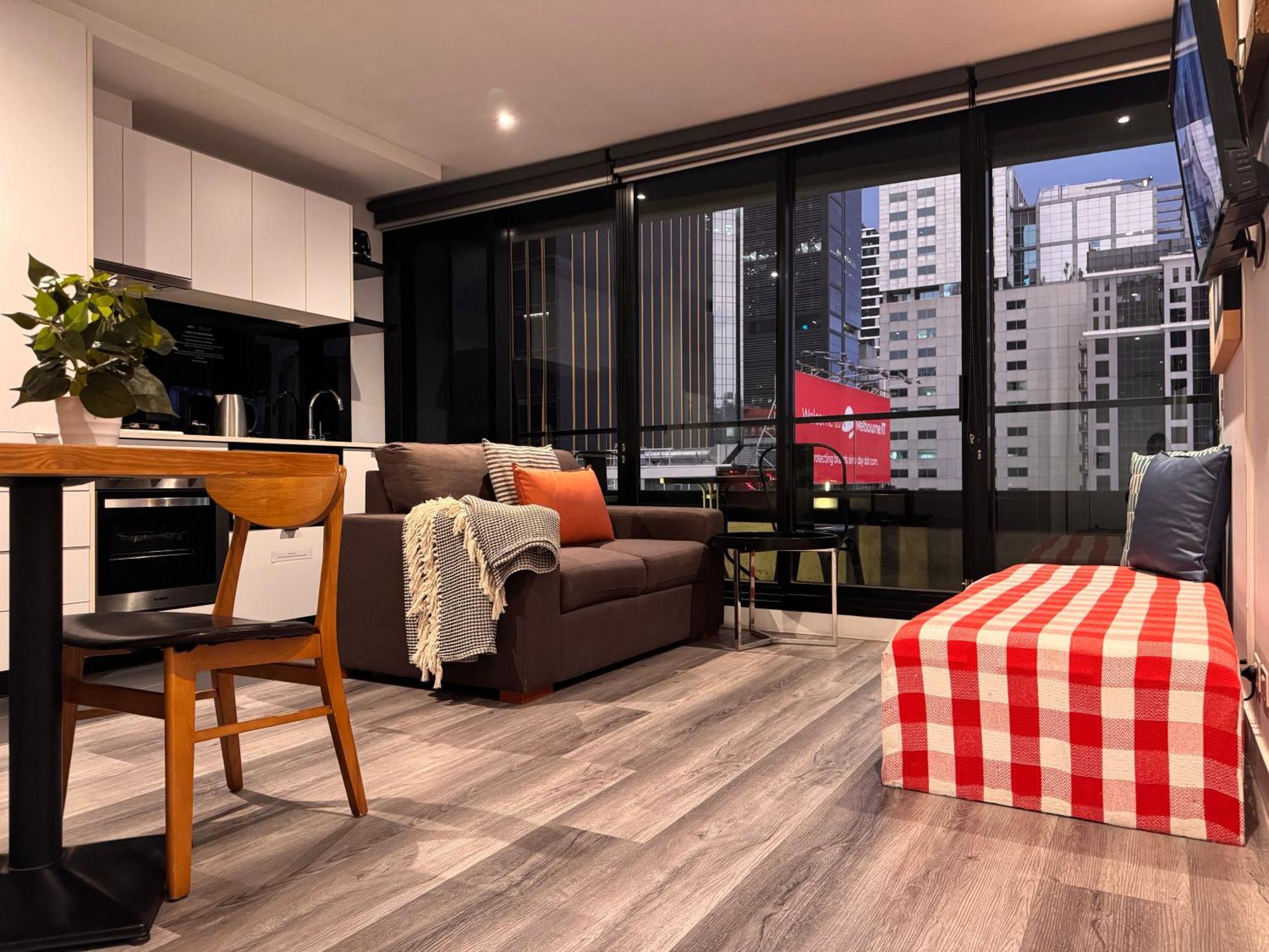 Aura On Flinders Serviced Aparthotel Melbourne