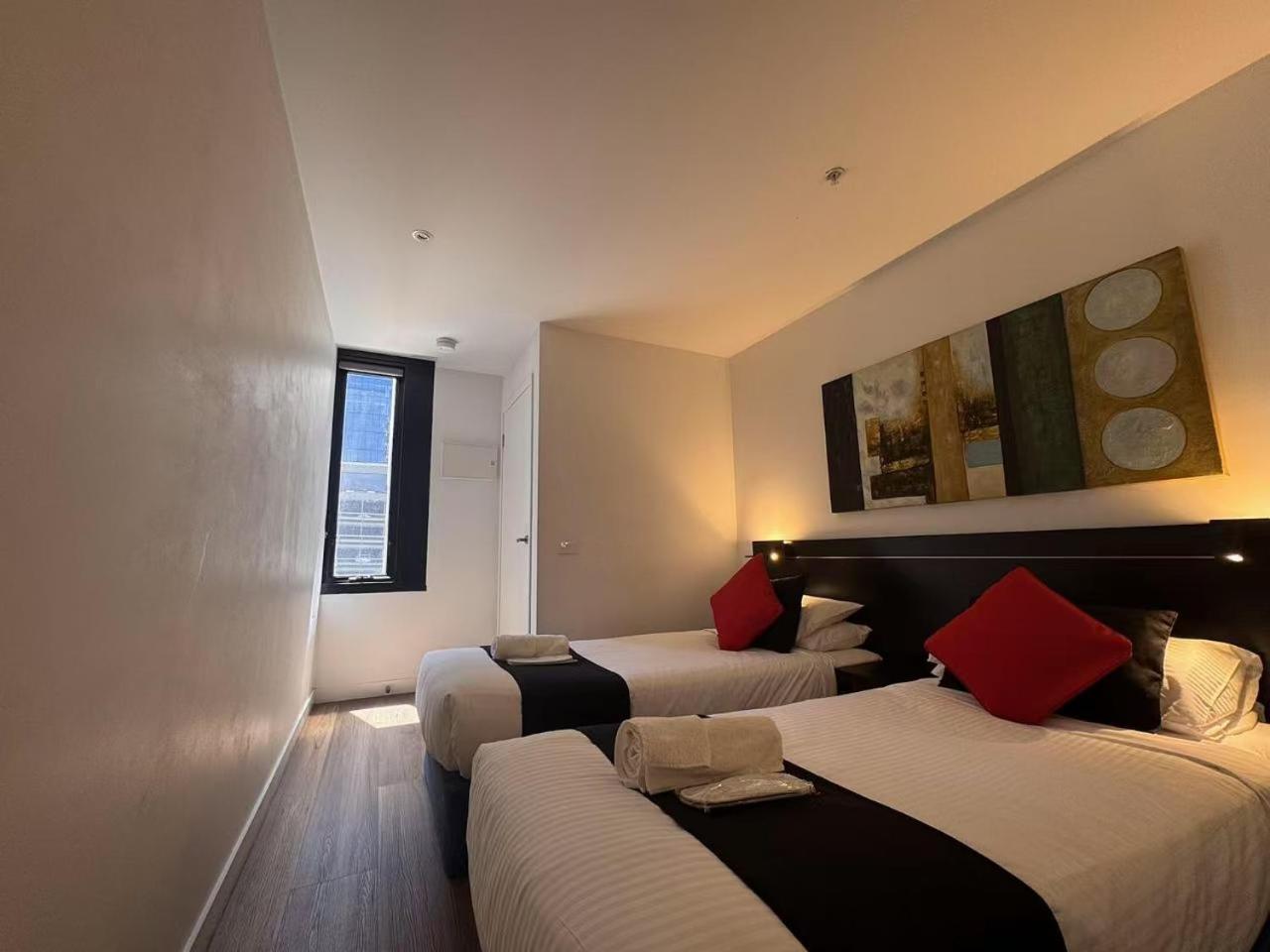 Aparthotel Aura On Flinders Serviced