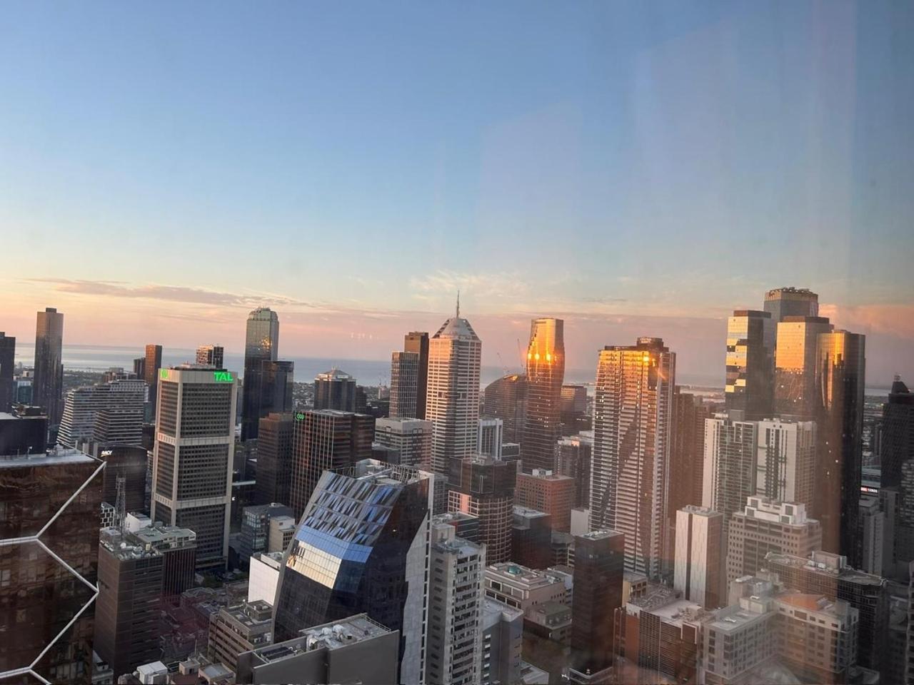 Cbd Skyline Luxury 2 Beds, 2 Baths Free Parking * Melbourne