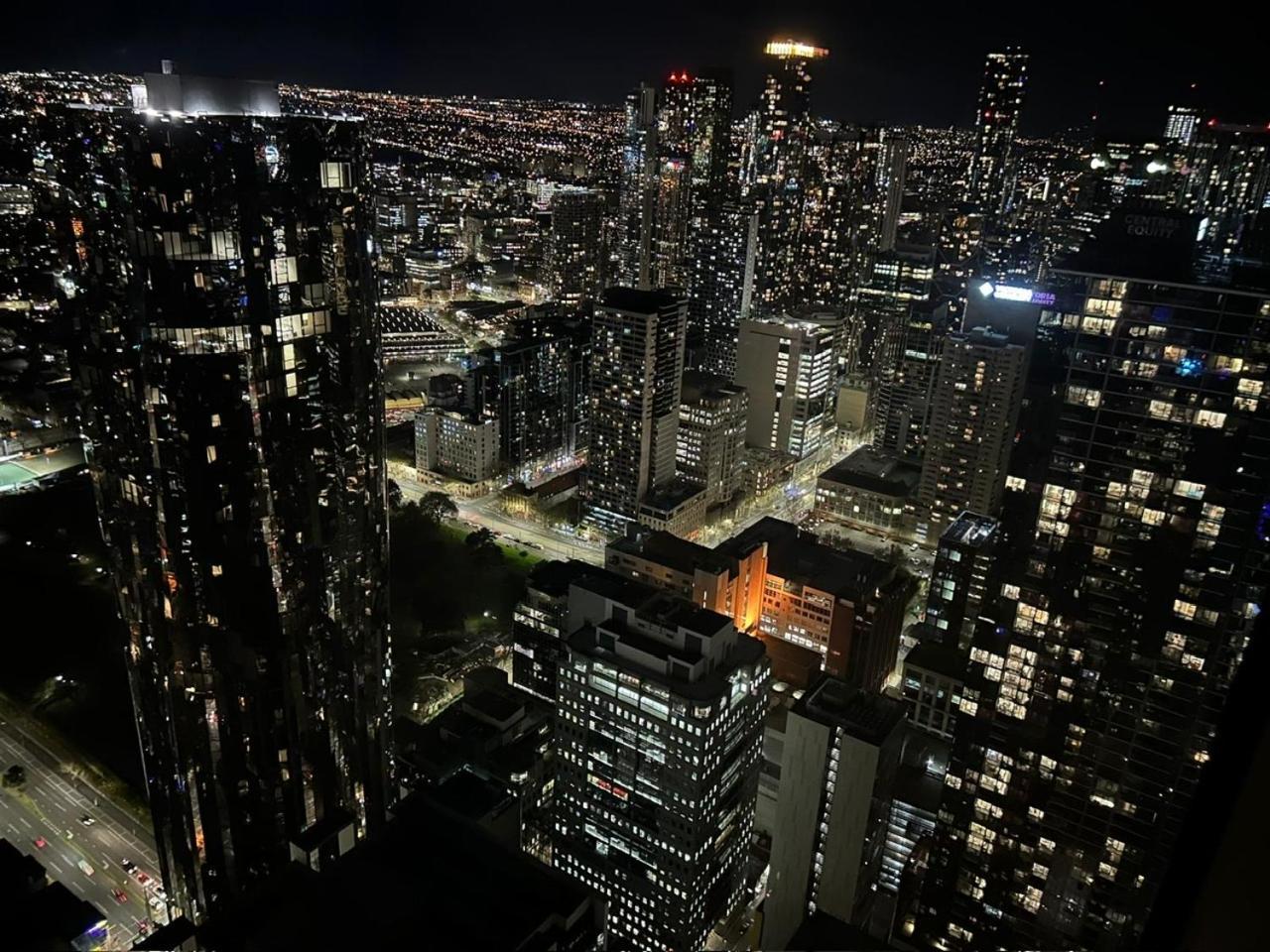 Cbd Skyline Luxury 2 Beds, 2 Baths Free Parking Melbourne