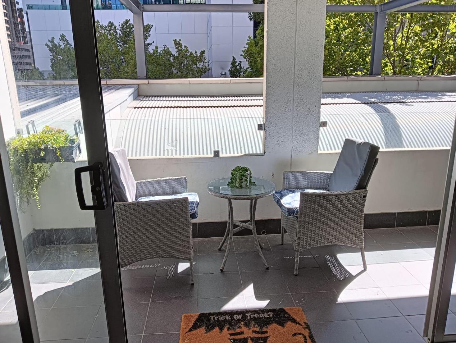 Apartment Urban Oasis 3 Brs & Parking *