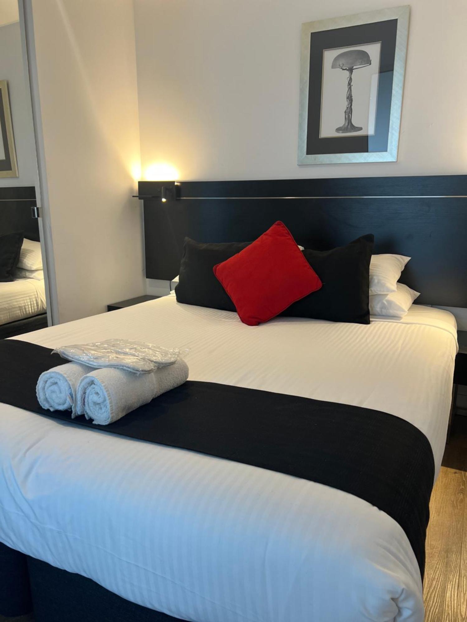 Aura On Flinders Serviced 4* Melbourne
