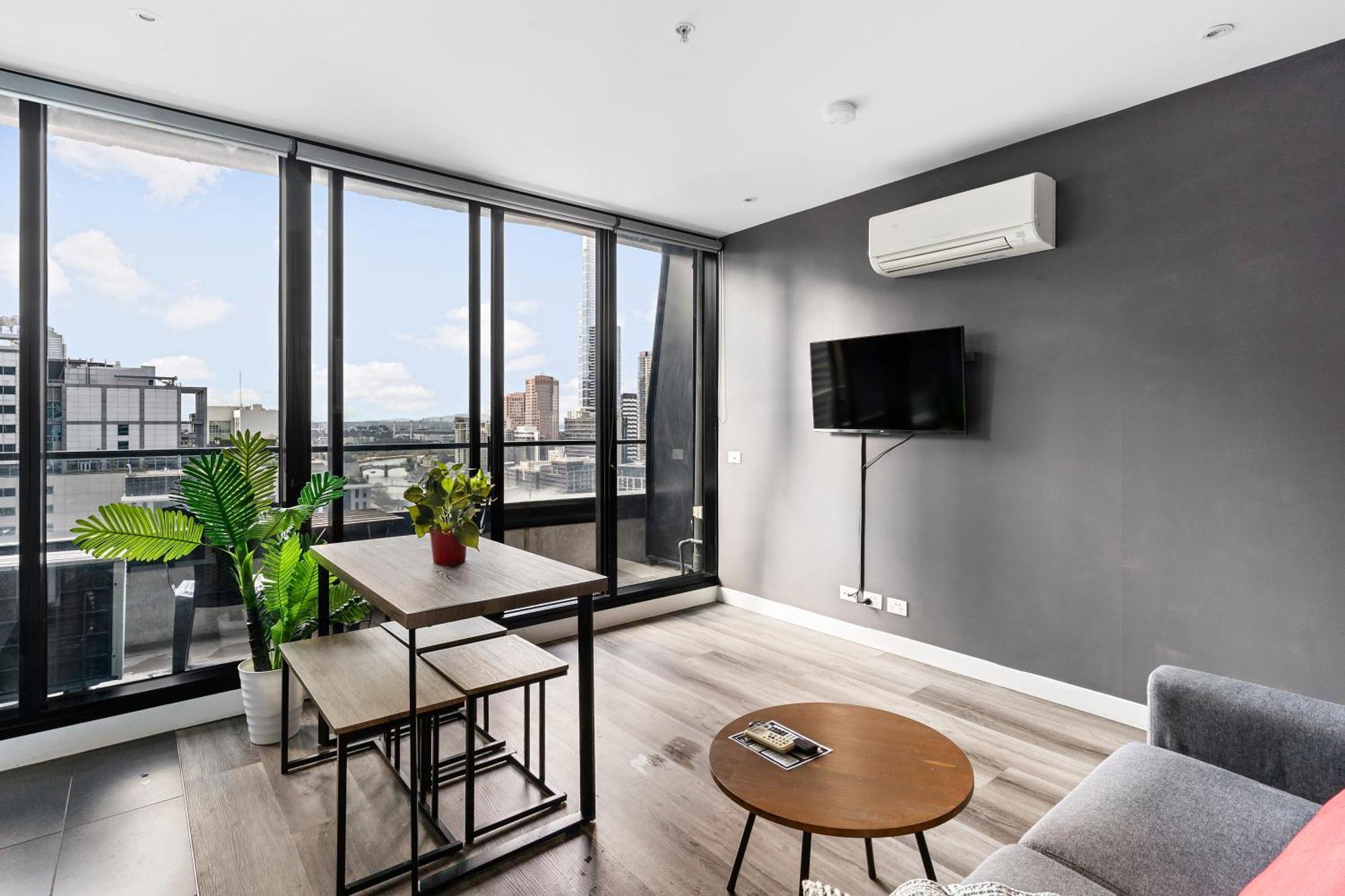 Aparthotel Aura On Flinders Serviced 4*