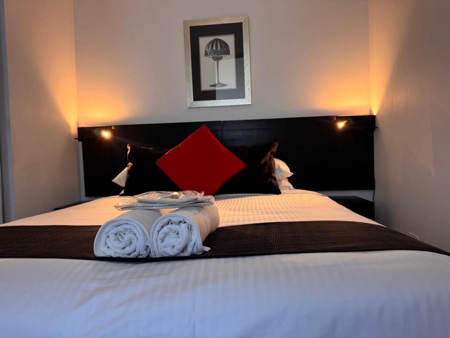 Aura On Flinders Serviced Aparthotel