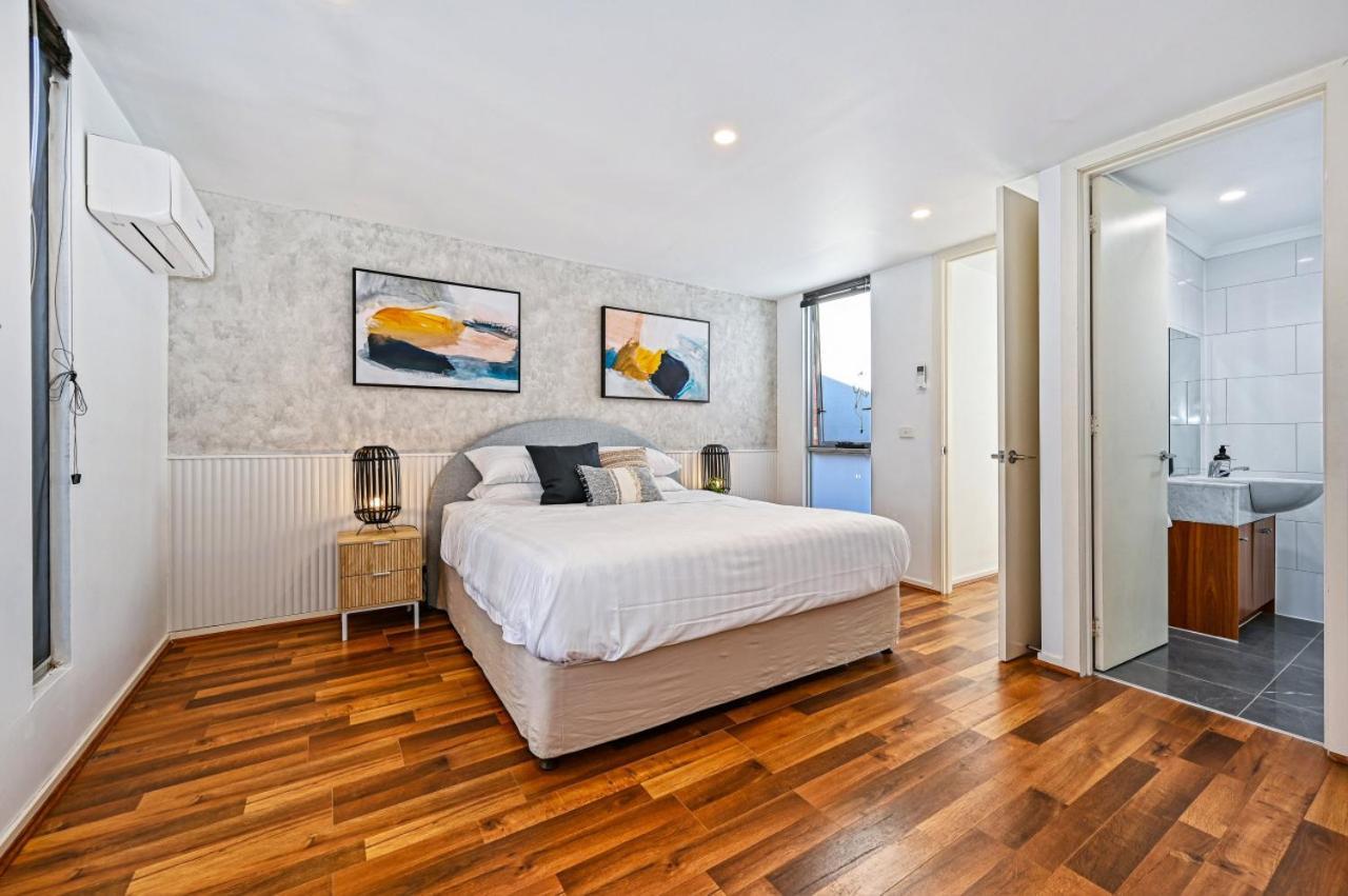 Butlers Place Holiday home