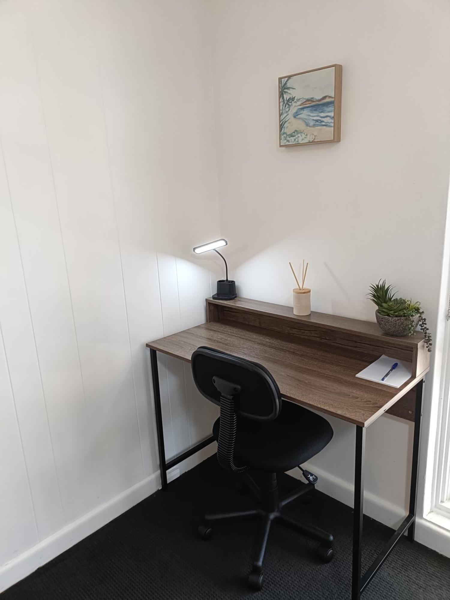 Cute, Cozy And 1 In Essendon With Free Parking Apartment *