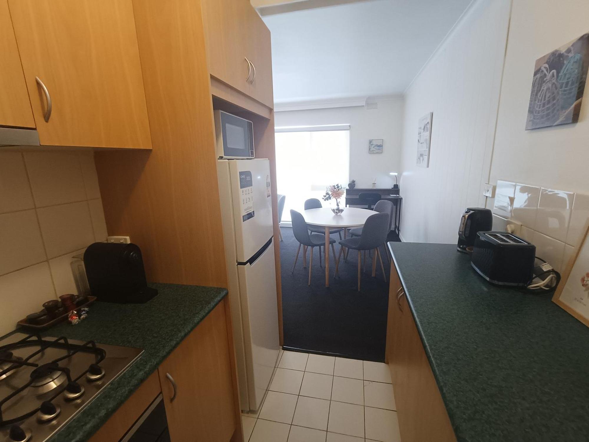 Cute, Cozy And 1 In Essendon With Free Parking Apartment *