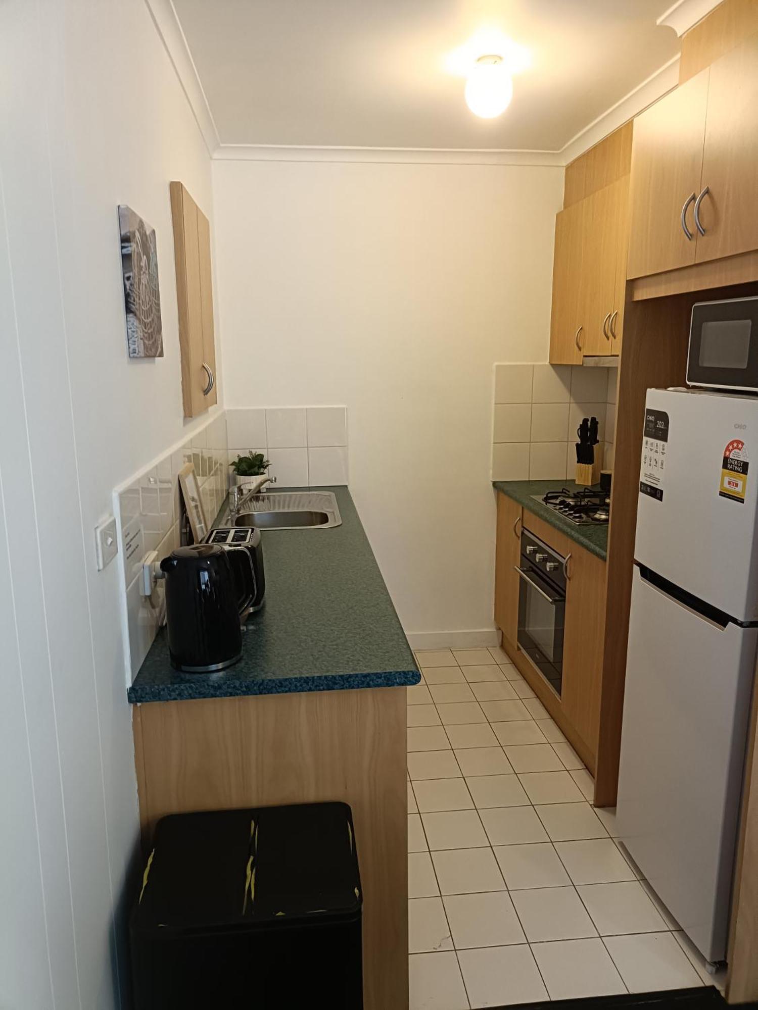 Apartment Cute, Cozy And 1 In Essendon With Free Parking *