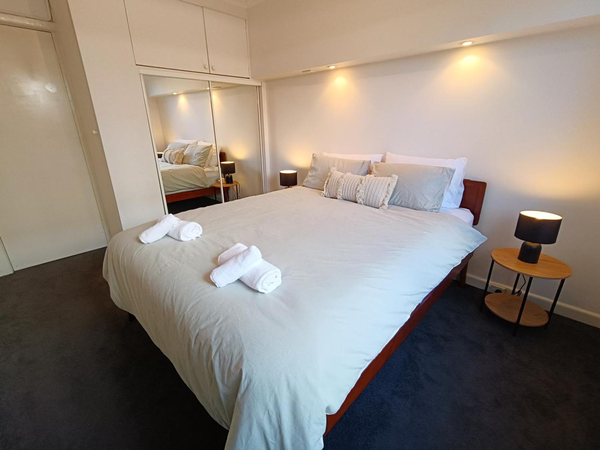Cute, Cozy And 1 In Essendon With Free Parking * Melbourne