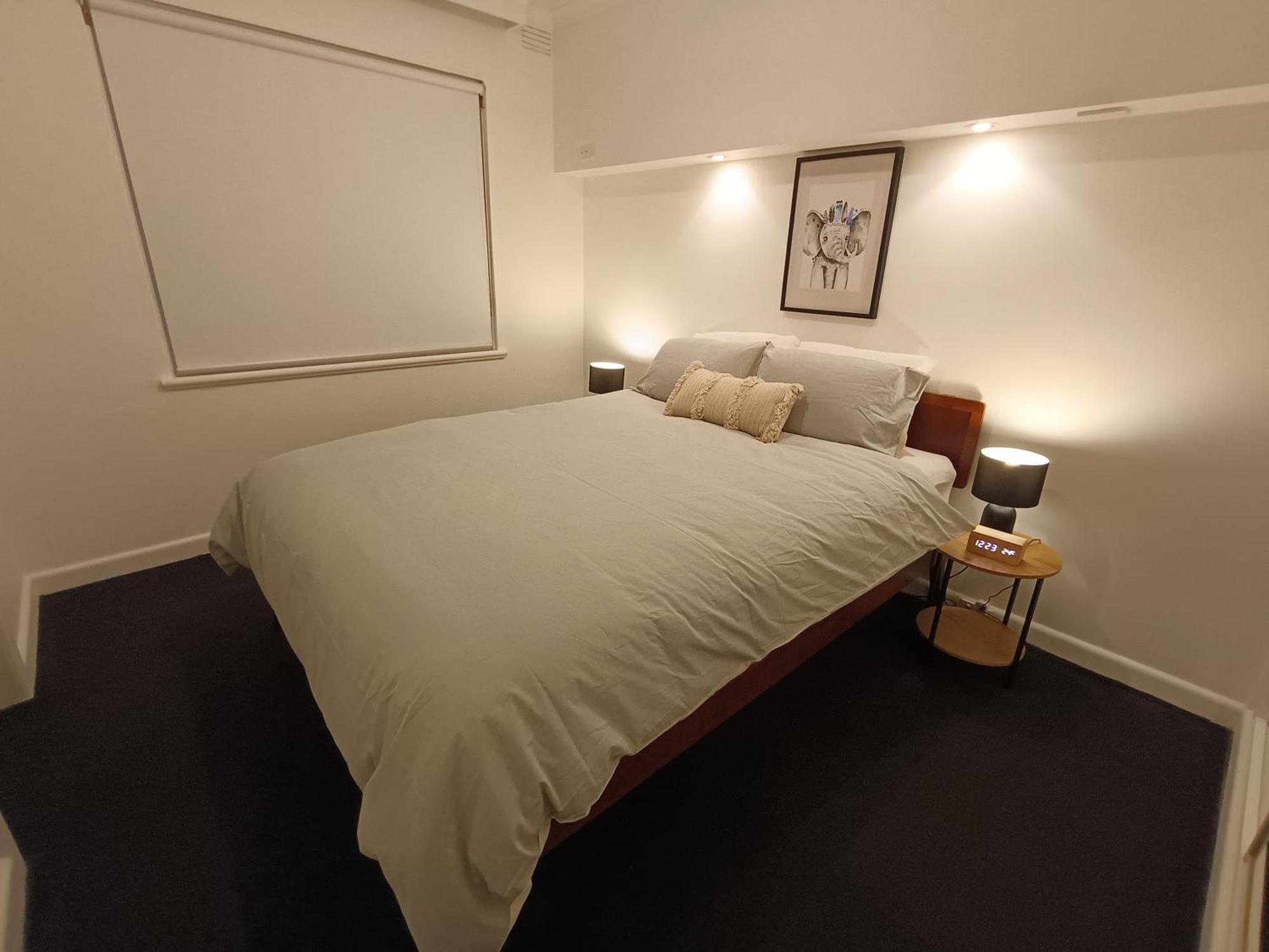 Apartment Cute, Cozy And 1 In Essendon With Free Parking Melbourne