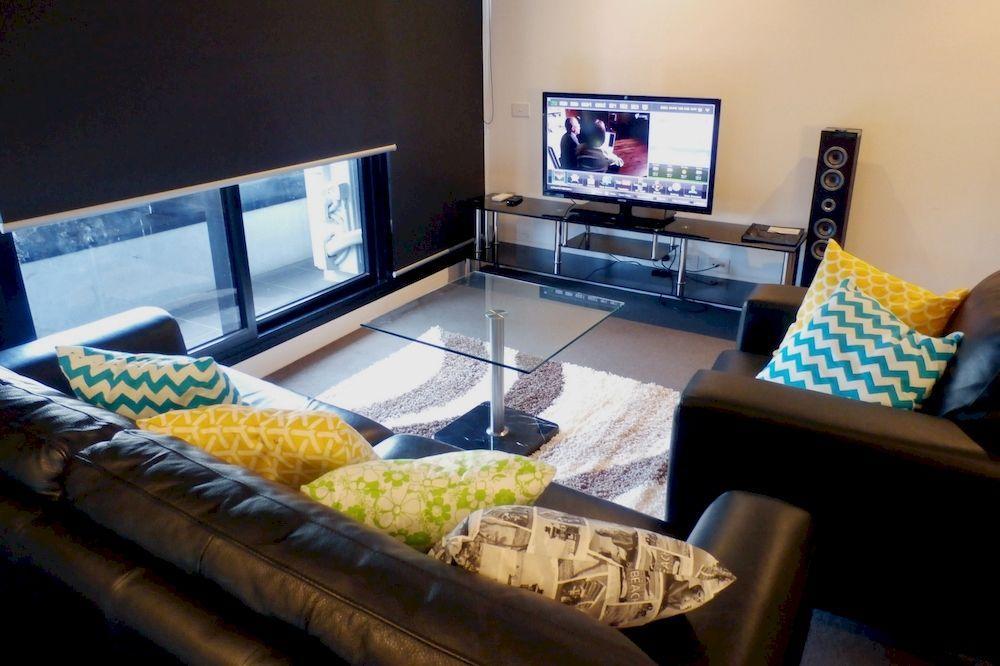 Aura On Flinders Serviced 4*