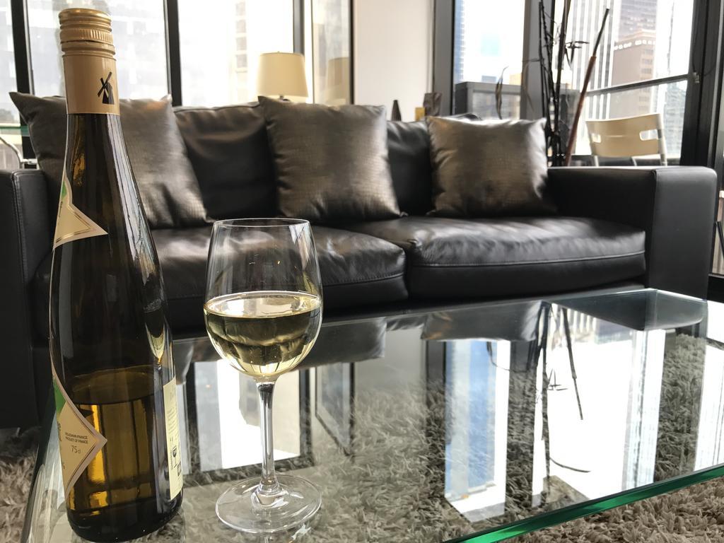 Aura On Flinders Serviced Aparthotel 4*