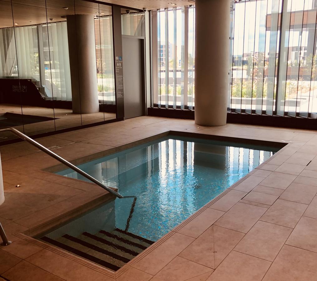 Winston Docklands 4*