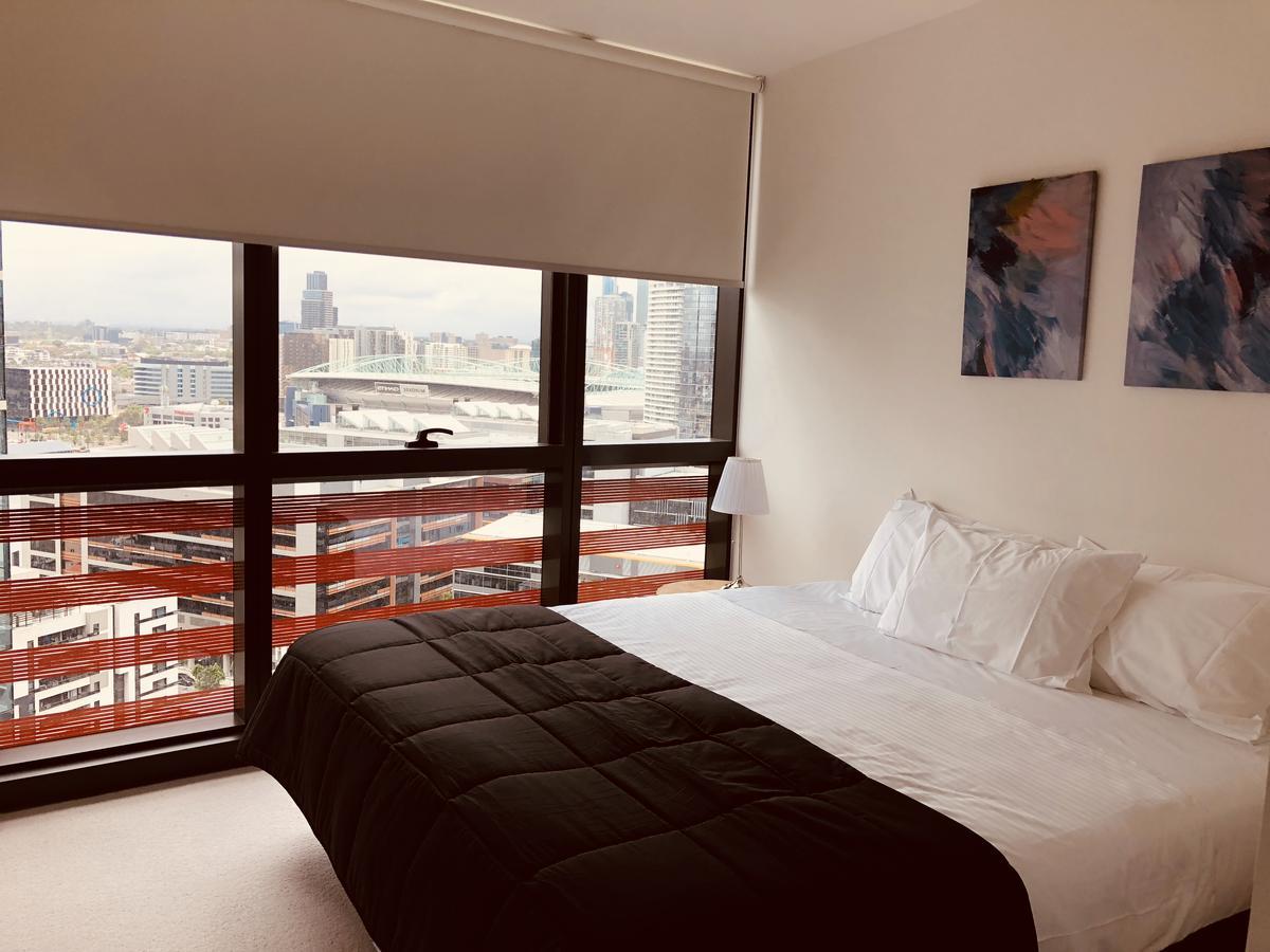 Winston Docklands 4*