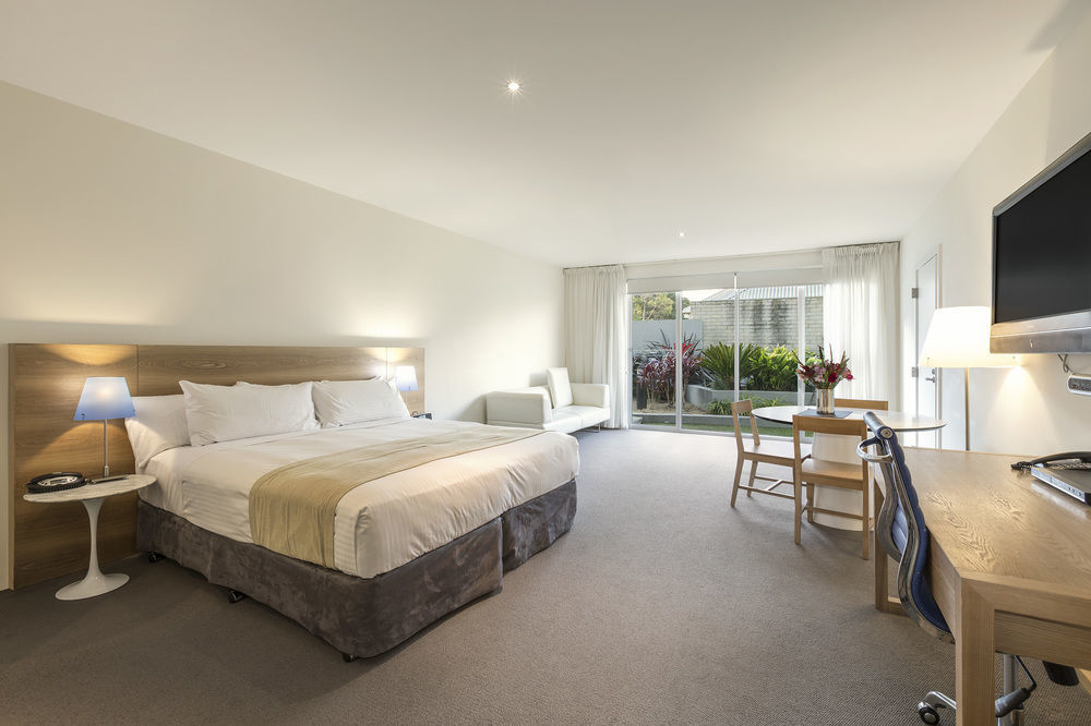 Aparthotel Quest Brighton On The Bay 4*