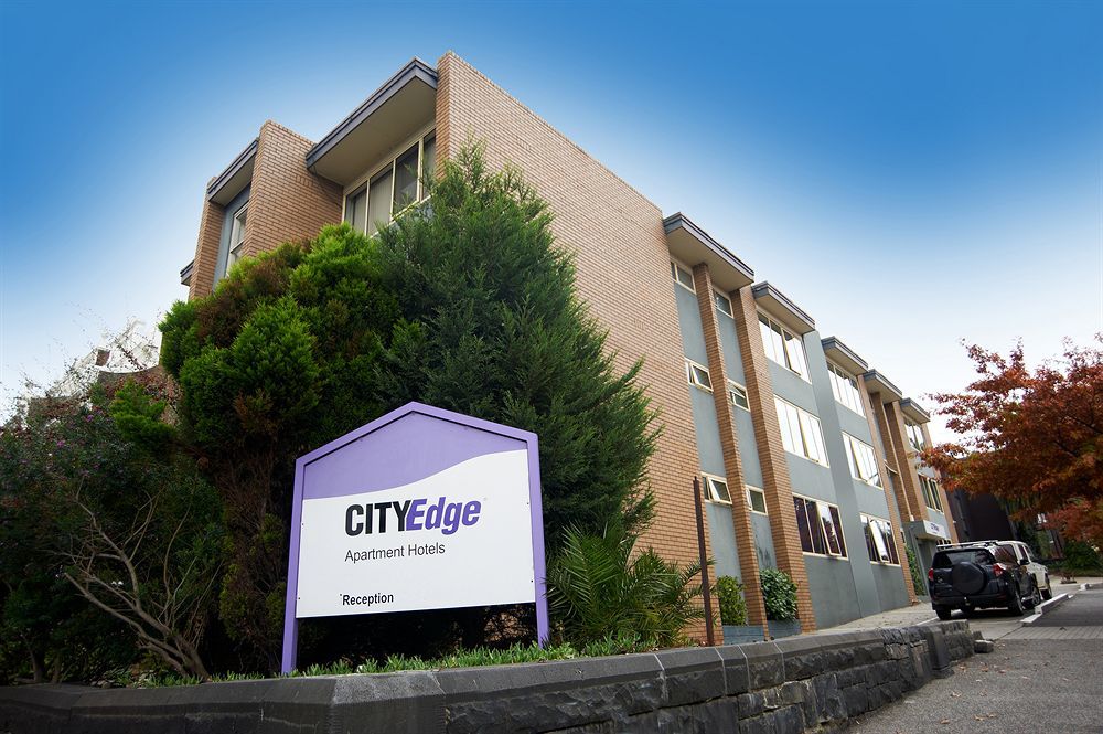 Aparthotel Edge East 4*