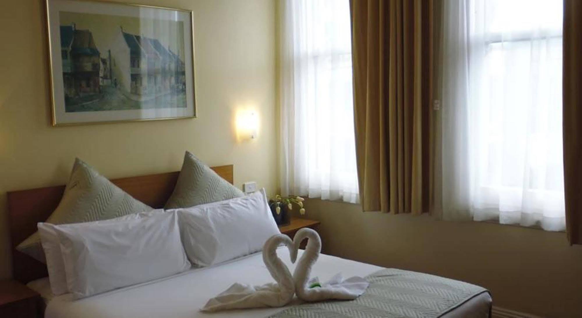 Claremont Albergue Melbourne