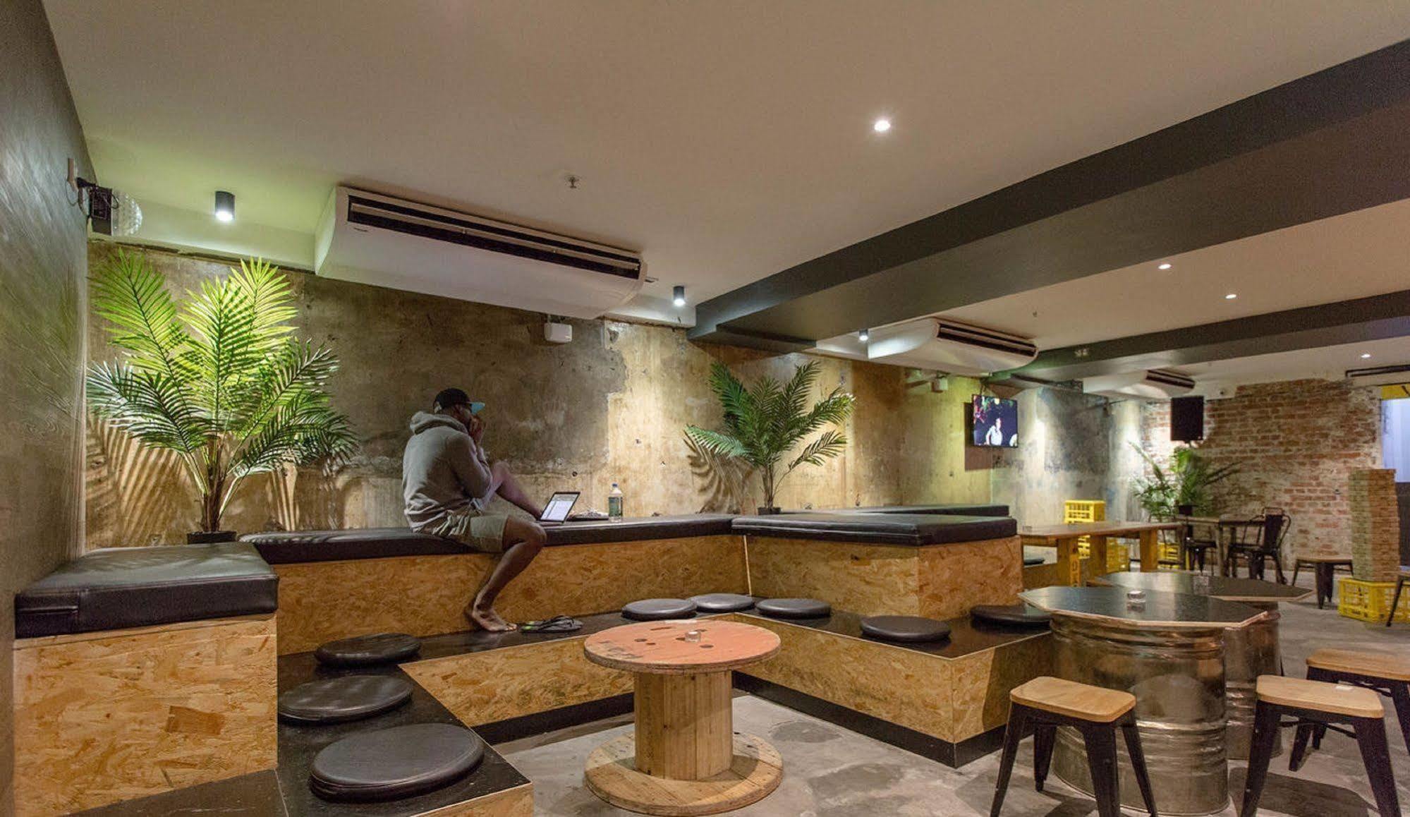 Bounce - Formerly Roamer 3* Melbourne