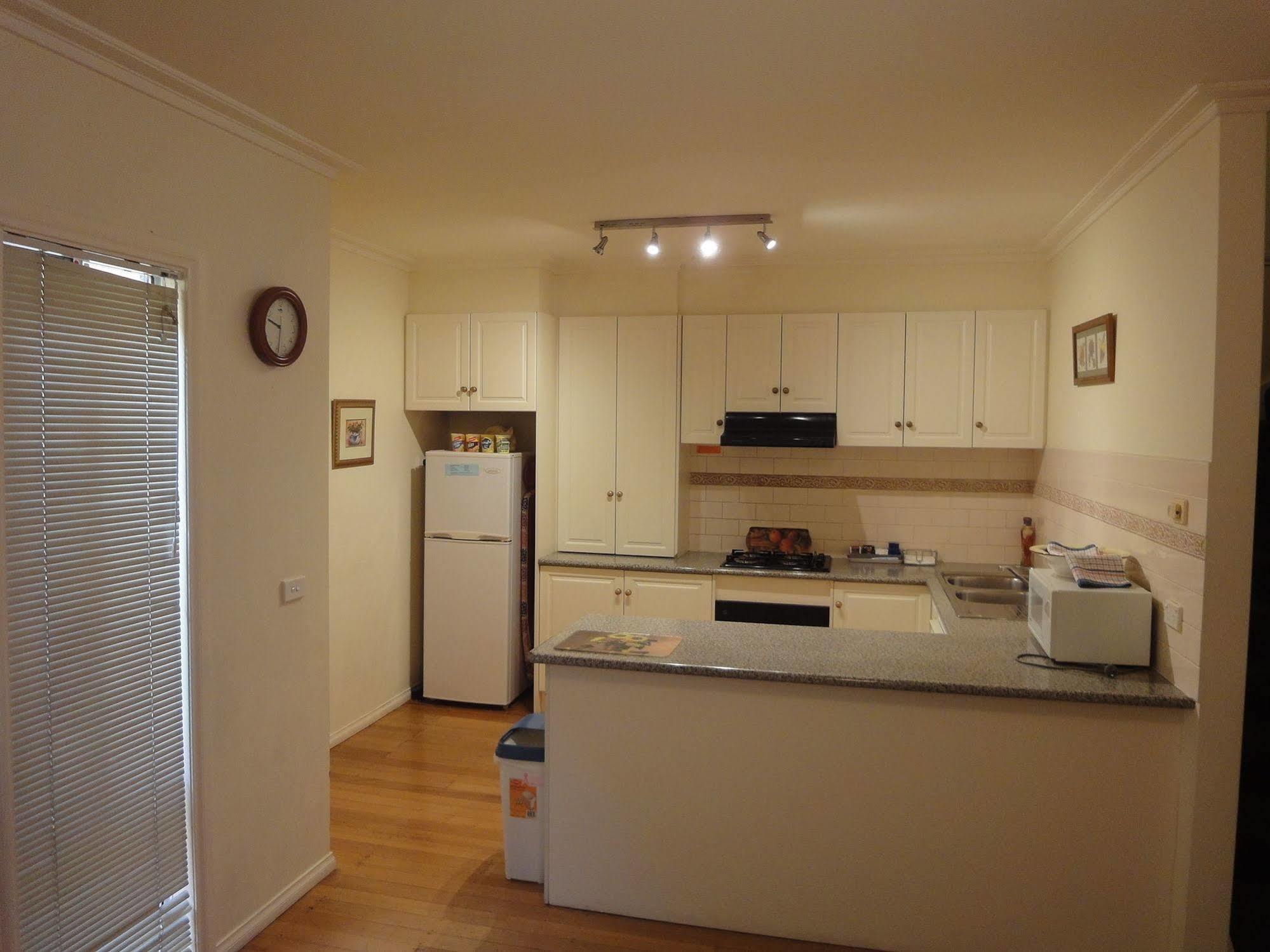 Moonee Valley Views Aparthotel Melbourne