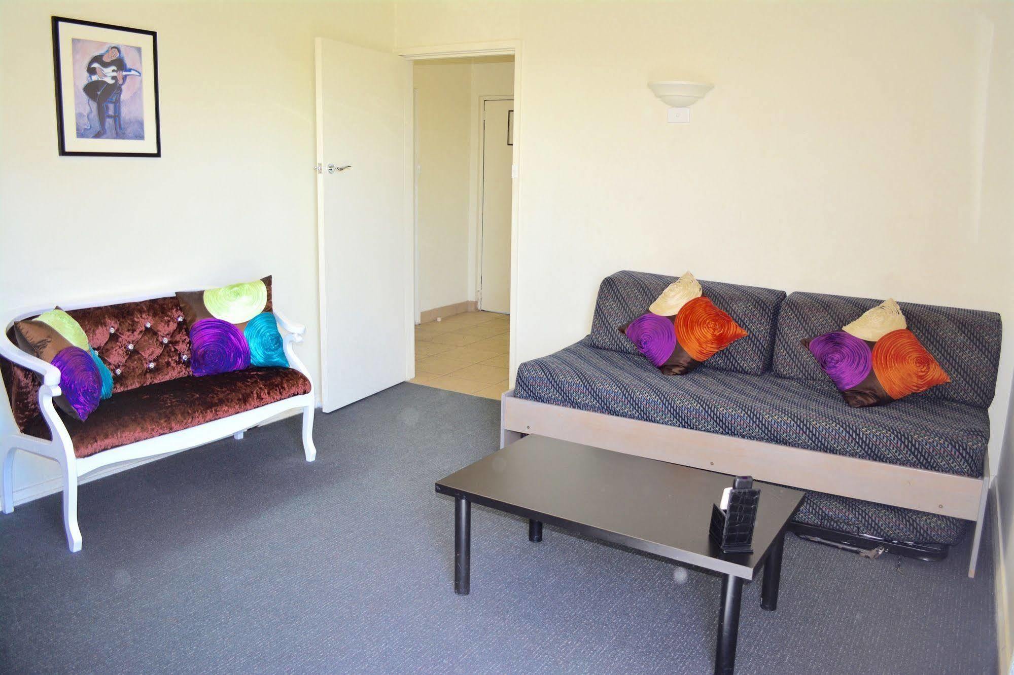 Aparthotel Heights Serviced
