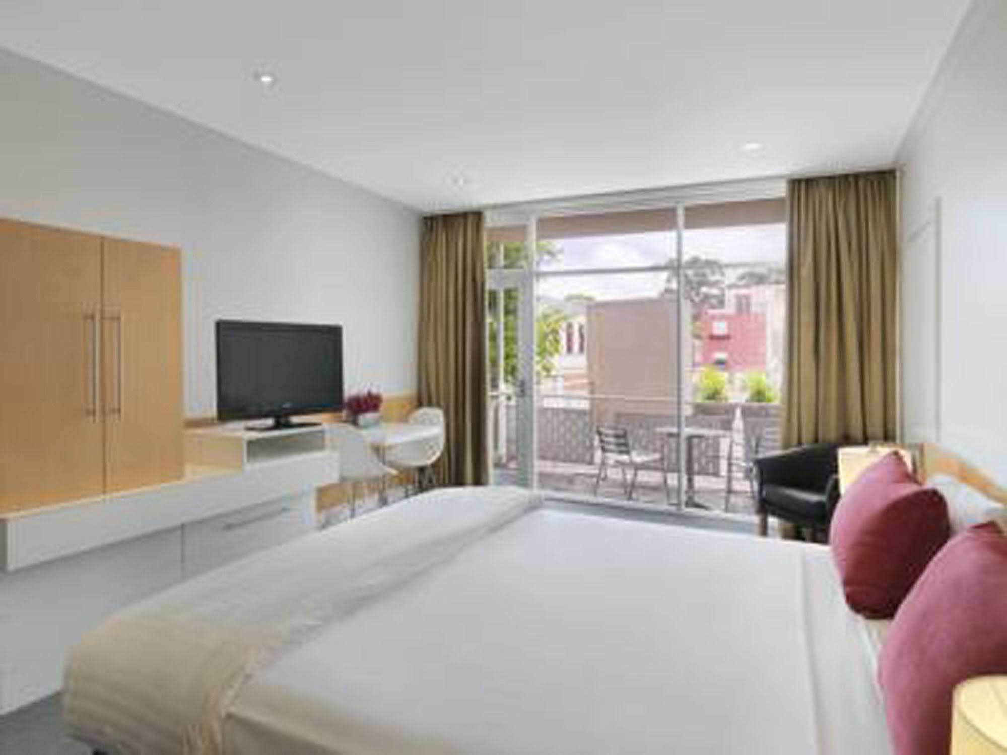 The Parkmore 4* Melbourne