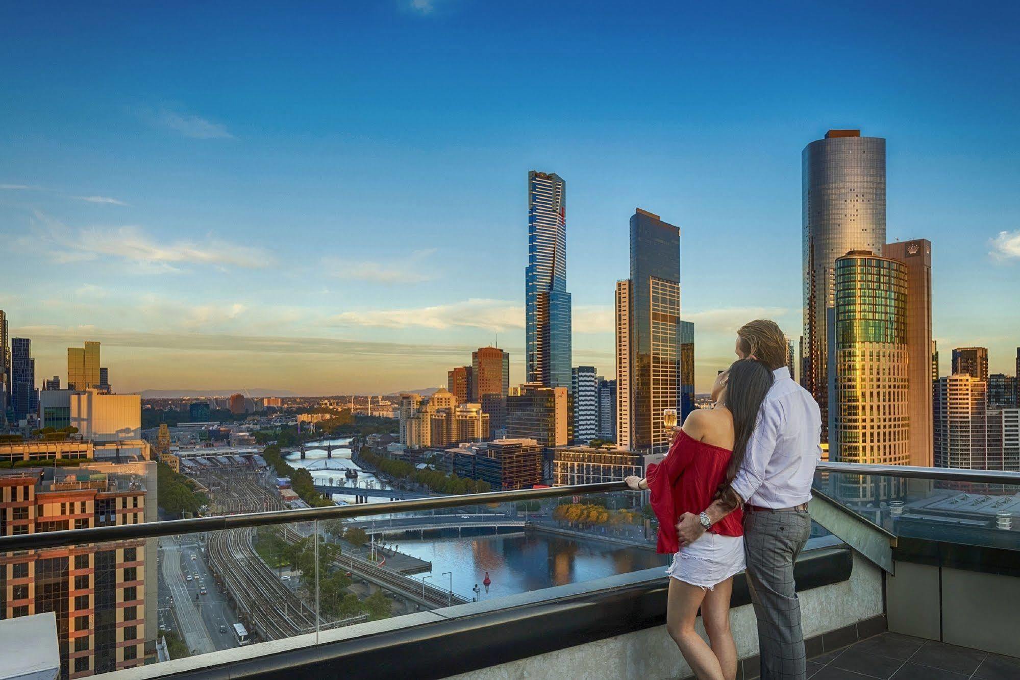 Aparthotel Aura On Flinders Serviced