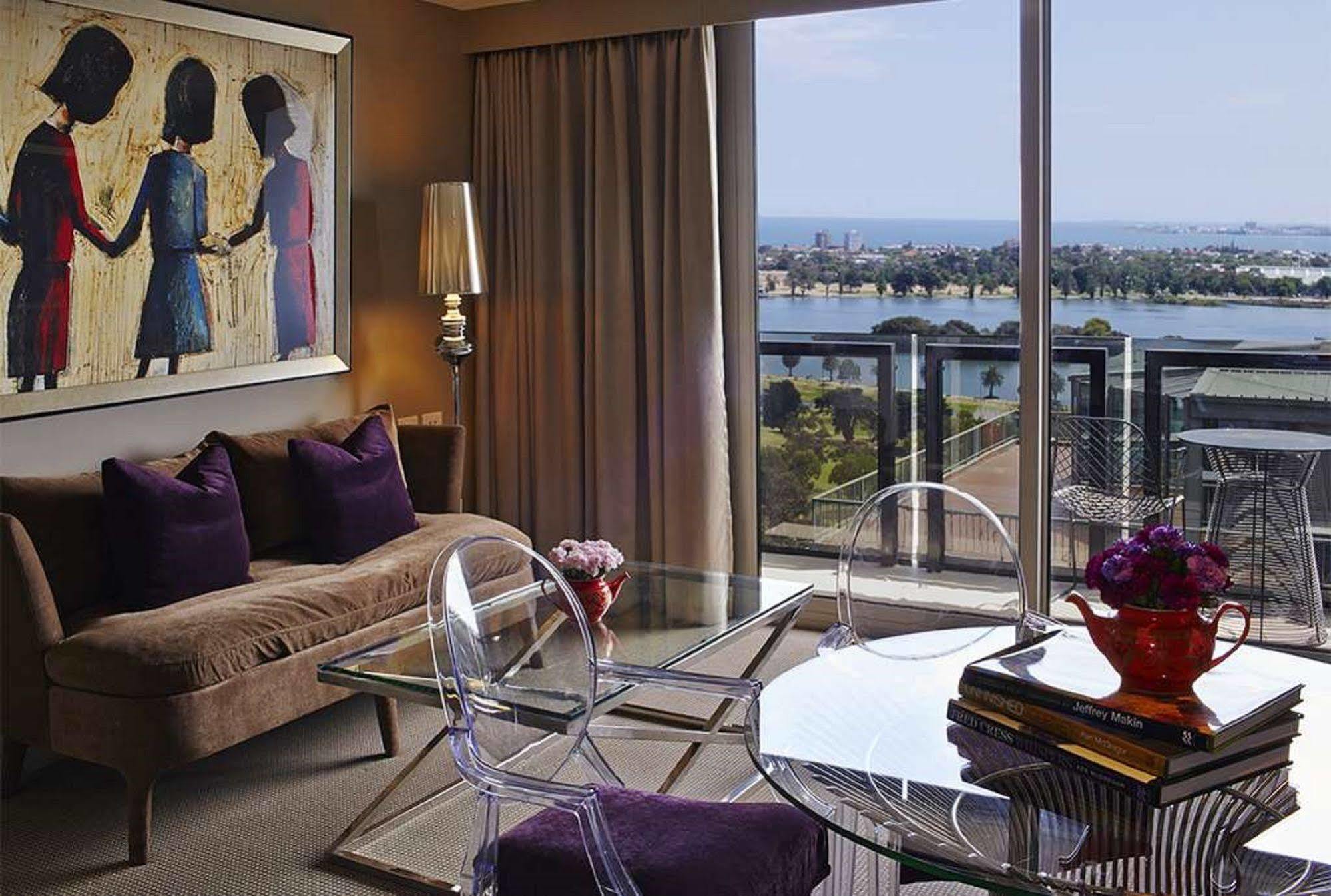 Art Series - The Blackman Hotel 5*