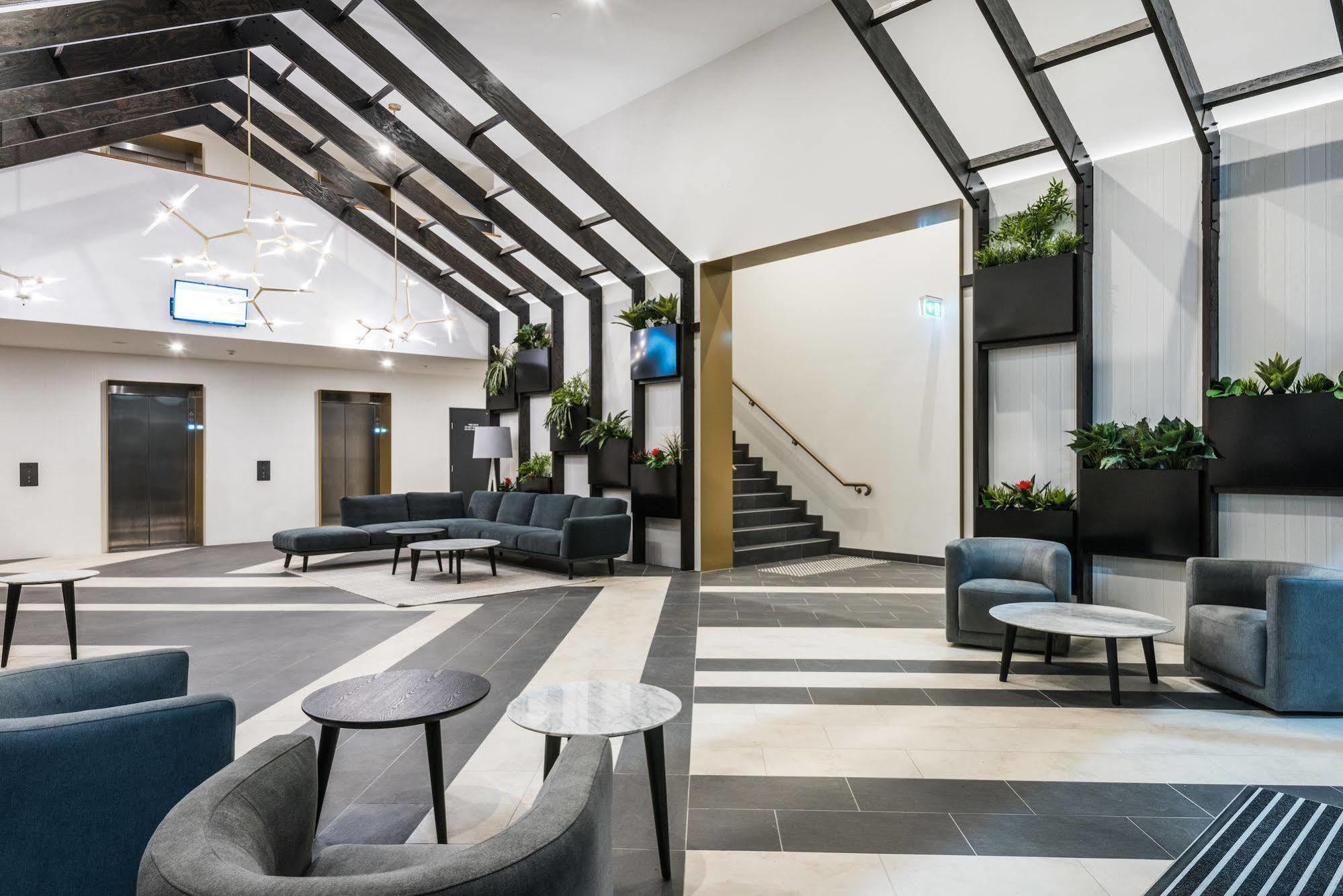 Aparthotel Playhouse Abbotsford Melbourne