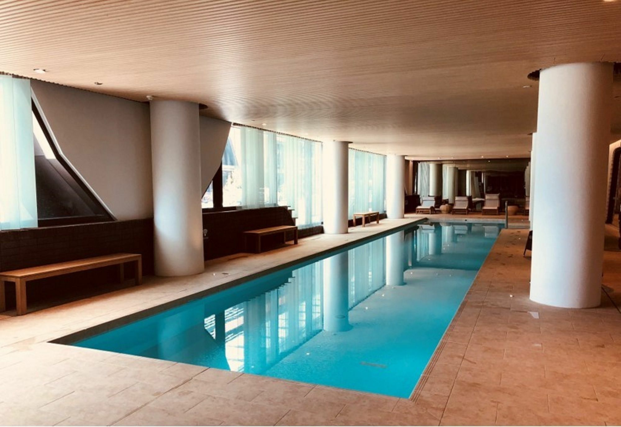 Aparthotel Winston Docklands 4*