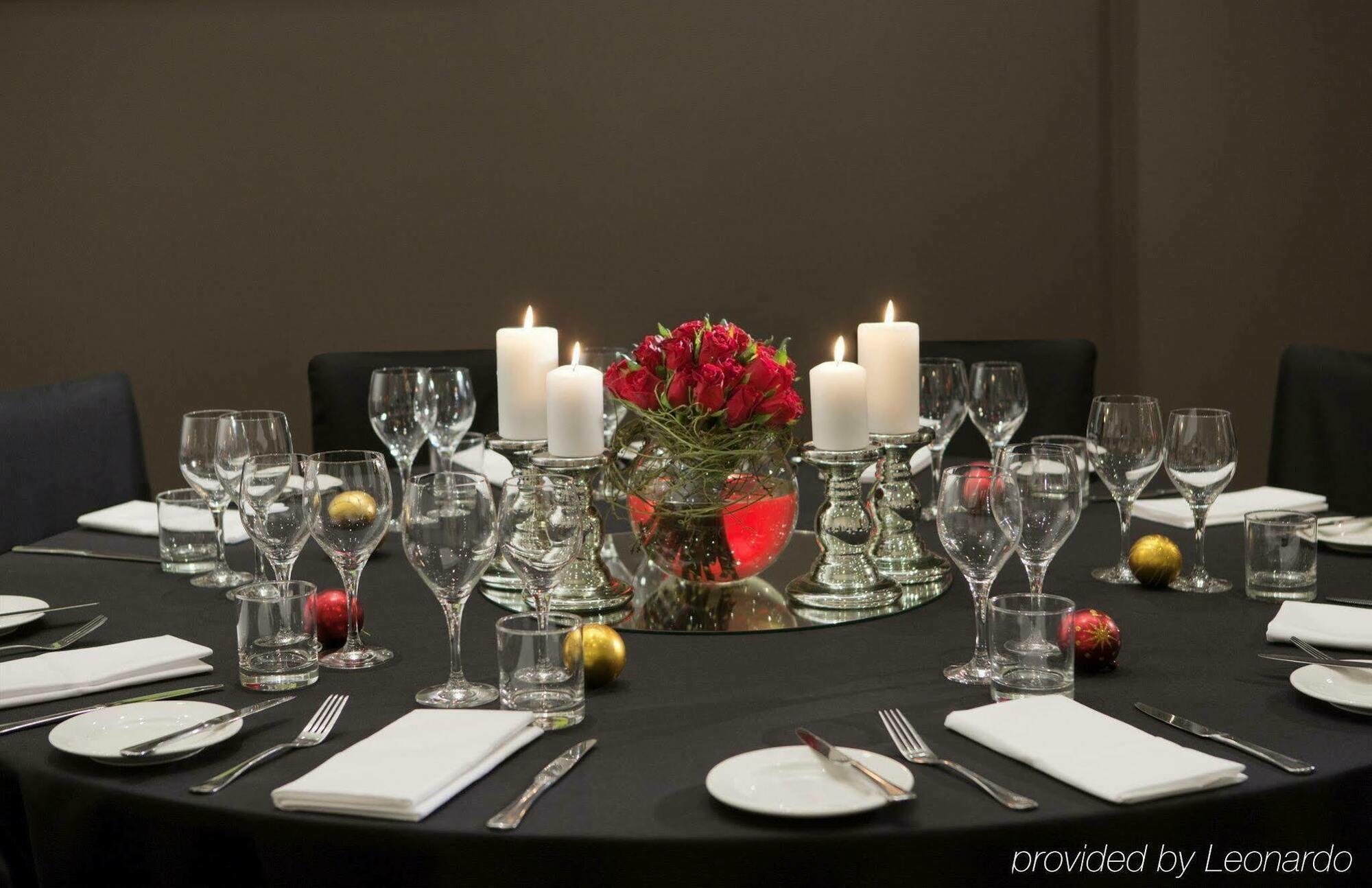 Radisson On Flagstaff Gardens 4*