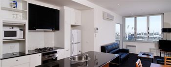 Edge Hotel Melbourne