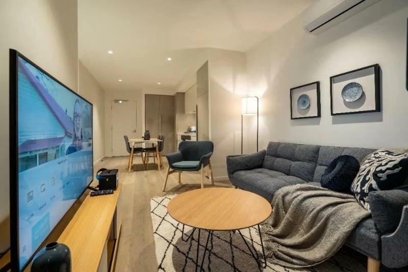 Stunning Opera Apartment-st Kilda Rd