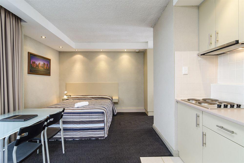 Parkville Place Serviced Motel