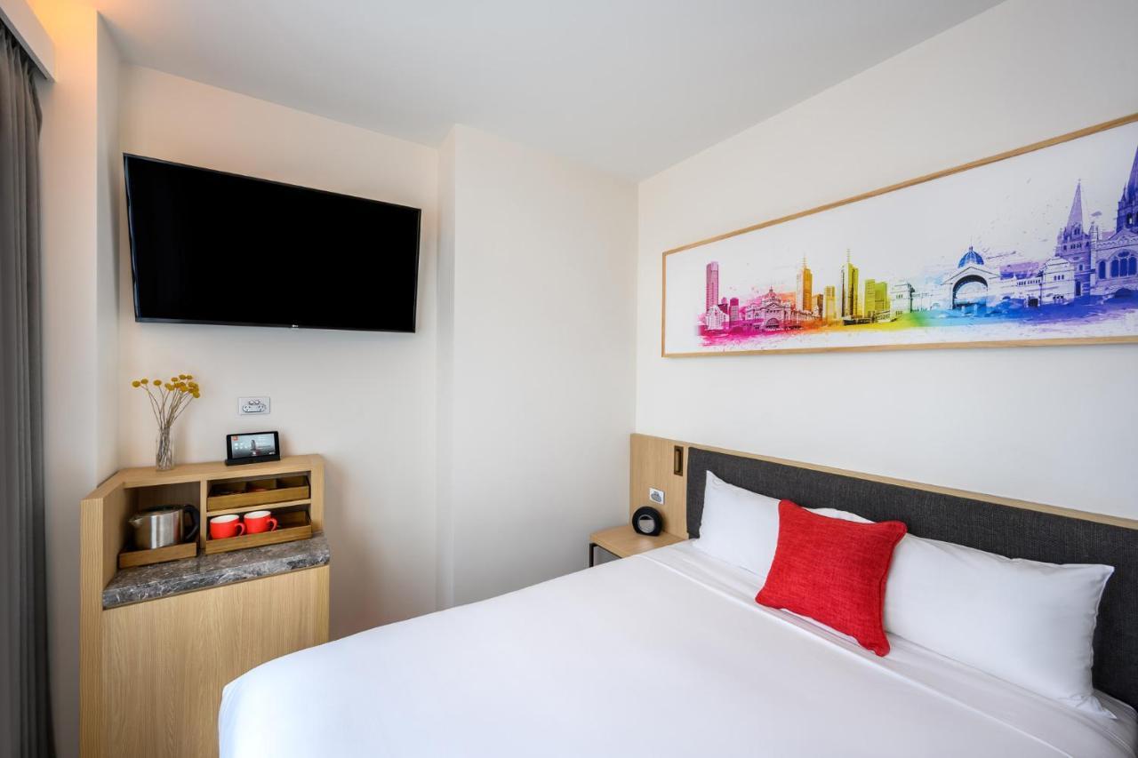 Ibis Hotel 3*