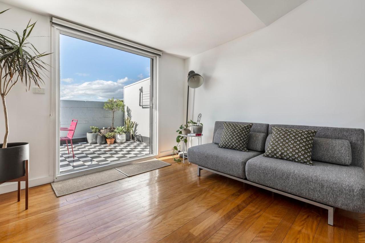Staycentral - Fitzroy Converted Warehouse Penthouse *