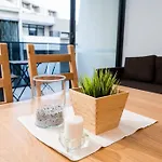 Spacious 2Br Brunswick Apt