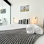 Readyset Apartments Southern Cross