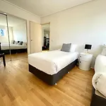 Readyset Apartments At Dockside
