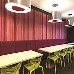 Travelodge Hotel Melbourne Docklands