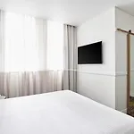 Rendezvous Hotel Melbourne