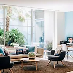 Saint Kilda Beach Hotel - Formerly Rydges St Kilda