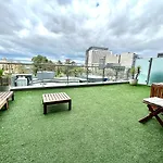 Readyset Apartments At Emerald