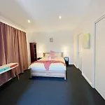 Cheerful 2 Rooms, Large Balcony With Hot Tub