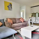 Uws Madison Melbourne Cbd Apartment